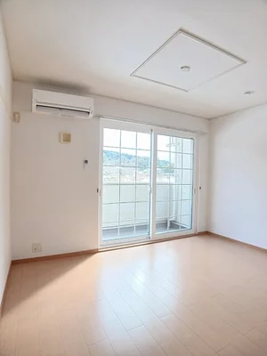 のマンスリーマンション・ウィークリーマンション「リヴァーサイド意宇Ⅴ 101・洋室(No.1221115)」メイン画像