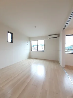 のマンスリーマンション・ウィークリーマンション「ベル　ヴィオラ　ドゥ 204・洋室(No.1221126)」メイン画像