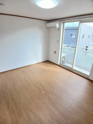 山口県のマンスリーマンション・ウィークリーマンション「トレジャーガーデンⅡ 203・洋室(No.1221149)」メイン画像