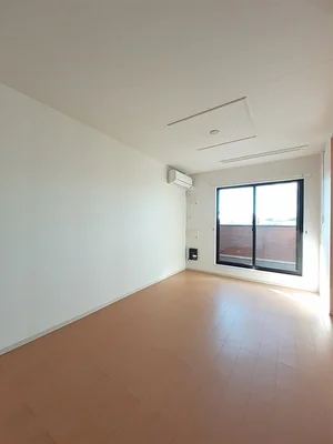 のマンスリーマンション・ウィークリーマンション「デュランタ小松 203・洋室(No.1221314)」メイン画像