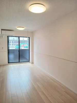 高塚駅（静岡県）のマンスリーマンション・ウィークリーマンション「ミイキ　Ⅱ 102・洋室(No.1221464)」メイン画像