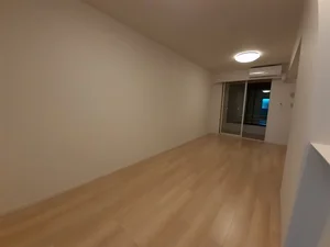 のマンスリーマンション・ウィークリーマンション「ディアコートⅡ 102・洋室(No.1221891)」メイン画像