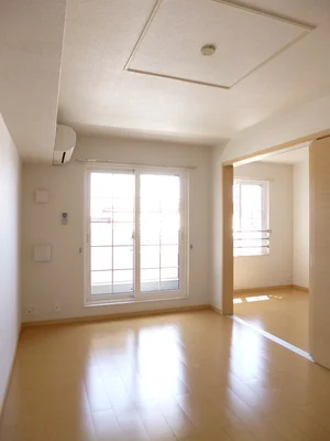 西春日井郡豊山町のマンスリーマンション・ウィークリーマンション「カーサ・ドマーニ 202・洋室(No.1222040)」メイン画像