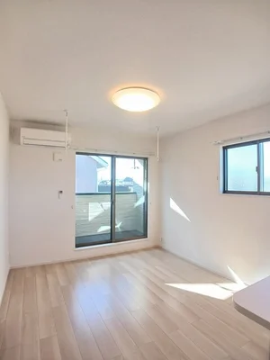 のマンスリーマンション・ウィークリーマンション「フェリーチェ上林 205・洋室(No.1222229)」メイン画像