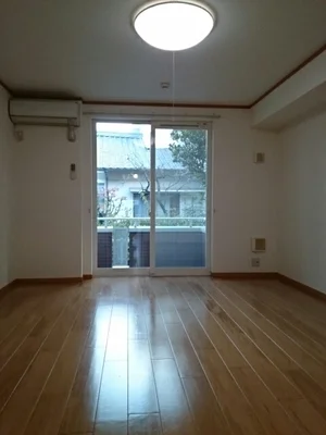 のマンスリーマンション・ウィークリーマンション「ミルト・ミッテⅢ 102・洋室(No.1222242)」メイン画像