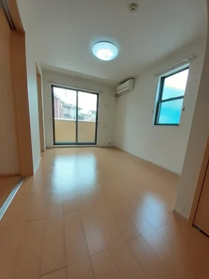 大分県のマンスリーマンション・ウィークリーマンション「ブリエ・ヴェルジェＣ 102・洋室(No.1222364)」メイン画像