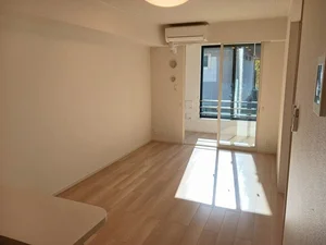 のマンスリーマンション・ウィークリーマンション「Ｌｅａｆ　Ｒｉｃｈ　ＴＳ 103・洋室(No.1222534)」メイン画像