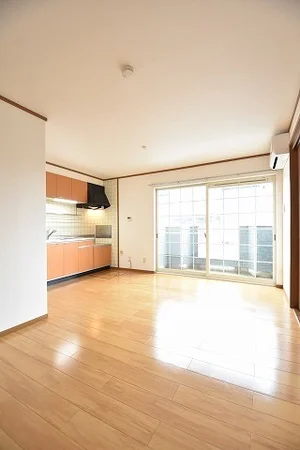 のマンスリーマンション・ウィークリーマンション「ソレアード・プラーサⅠ 103・洋室(No.1222813)」メイン画像