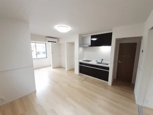 のマンスリーマンション・ウィークリーマンション「ヴィラ　ハナブサ３番館 105・洋室(No.1222869)」メイン画像