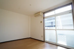 のマンスリーマンション・ウィークリーマンション「メゾンドファミーユＢ 102・洋室(No.1222896)」メイン画像