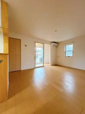 のマンスリーマンション・ウィークリーマンション「ｗｉｓｔｅｒｉａ 101・洋室(No.1223089)」メイン画像