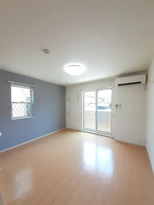 のマンスリーマンション・ウィークリーマンション「ラフィーネワン 101・洋室(No.1223090)」メイン画像