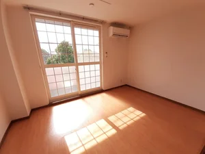 鳥取赤十字病院周辺のマンスリーマンション・ウィークリーマンション「カトル・セゾン　Ⅰ 202・洋室(No.1223396)」メイン画像