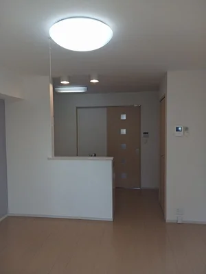 のマンスリーマンション・ウィークリーマンション「コンフォルト 205・洋室(No.1223401)」メイン画像