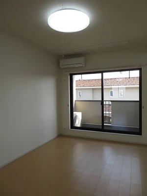 愛媛県のマンスリーマンション・ウィークリーマンション「スプレンデール　Ⅰ 203・洋室(No.1223419)」メイン画像