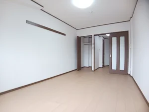 のマンスリーマンション・ウィークリーマンション「カンフィデンス三ヶ森 402・洋室(No.1223496)」メイン画像