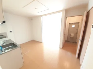 のマンスリーマンション・ウィークリーマンション「Ｇｒａｃｅ針尾 104・洋室(No.1223525)」メイン画像