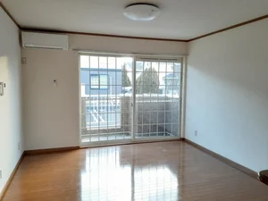 のマンスリーマンション・ウィークリーマンション「西小路ハイツⅢ 101・洋室(No.1223749)」メイン画像