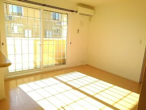 のマンスリーマンション・ウィークリーマンション「ラ・フランセ　Ｂ 103・洋室(No.1223761)」メイン画像