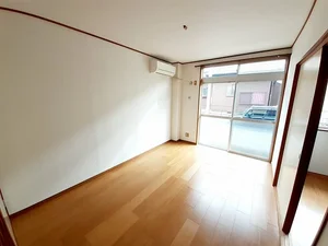 のマンスリーマンション・ウィークリーマンション「マルアンハイツＮＯ．２ 101・洋室(No.1223875)」メイン画像