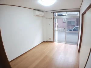 岐阜県のマンスリーマンション・ウィークリーマンション「マルアンハイツＮＯ．２ 101・洋室(No.1223875)」メイン画像