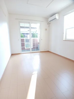 のマンスリーマンション・ウィークリーマンション「フィオ－レ・Ｋ　Ⅰ 103・洋室(No.1223954)」メイン画像