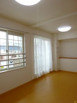 のマンスリーマンション・ウィークリーマンション「プレ　ブリッジ　シェトワ　Ⅲ 202・洋室(No.1224021)」メイン画像