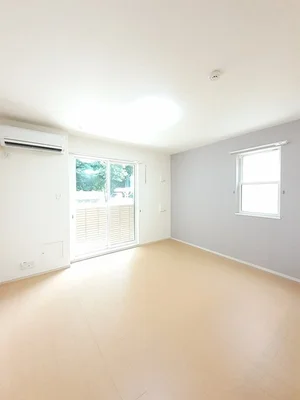 のマンスリーマンション・ウィークリーマンション「エルハーベン加茂宮Ｂ 103・洋室(No.1224025)」メイン画像