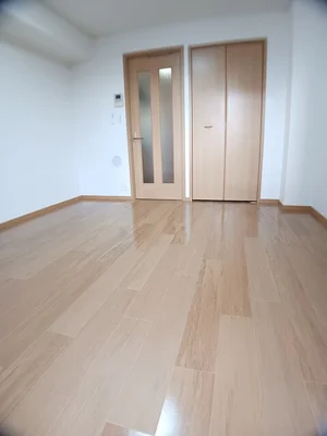 のマンスリーマンション・ウィークリーマンション「ラ・グラシア 201・洋室(No.1224554)」メイン画像