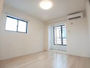 馬替駅（石川県）のマンスリーマンション・ウィークリーマンション「チョコレット 201・洋室(No.1224570)」メイン画像