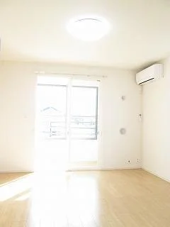 山形県の大東建託リーシング株式会社のマンスリーマンション・ウィークリーマンション「アンソレイエⅢ 203・LDK(No.1224592)」メイン画像