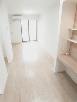 のマンスリーマンション・ウィークリーマンション「ｓｏｒｇｅｎｔｅ　Ｉ 102・洋室(No.1225003)」メイン画像