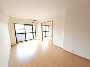 のマンスリーマンション・ウィークリーマンション「グランソレイユ 203・洋室(No.1225046)」メイン画像