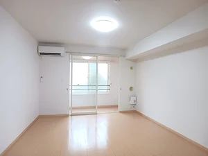 のマンスリーマンション・ウィークリーマンション「プレシャス　手屋 103・洋室(No.1225284)」メイン画像