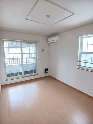 のマンスリーマンション・ウィークリーマンション「ソレイユ　イズミⅠ 205・洋室(No.1225322)」メイン画像