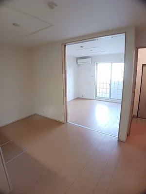 のマンスリーマンション・ウィークリーマンション「ジェルメ園部Ⅱ 103・洋室(No.1225349)」メイン画像