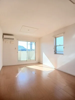 香川県のマンスリーマンション・ウィークリーマンション「リバーサイド川島Ａ 201・洋室(No.1225427)」メイン画像