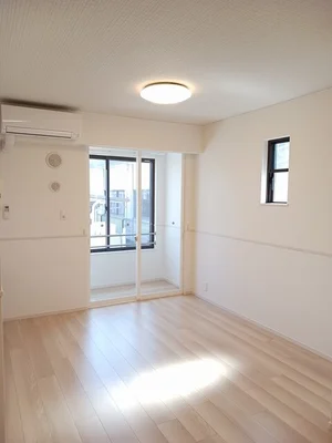 のマンスリーマンション・ウィークリーマンション「ルル・ミヤ 101・洋室(No.1225669)」メイン画像