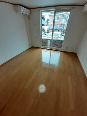 愛媛県のマンスリーマンション・ウィークリーマンション「ソレイユ・アミュー北館 103・洋室(No.1225937)」メイン画像