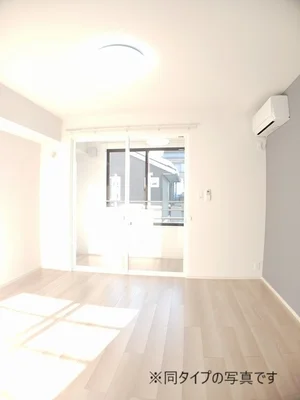 のマンスリーマンション・ウィークリーマンション「エトワール南町 203・洋室(No.1226444)」メイン画像