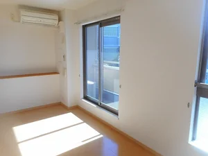 名古屋学院大学名古屋キャンパスたいほう周辺のマンスリーマンション・ウィークリーマンション「カーサ・プリーマ　Ⅱ 201・洋室(No.1226507)」メイン画像