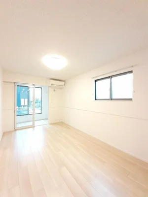 のマンスリーマンション・ウィークリーマンション「アロマーレ　Ⅰ 103・洋室(No.1226735)」メイン画像