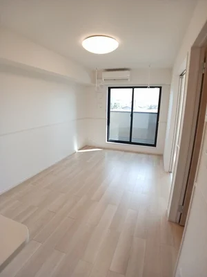 長門市のマンスリーマンション・ウィークリーマンション「ルミエールⅤ番館 202・洋室(No.1226760)」メイン画像