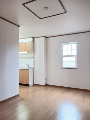 のマンスリーマンション・ウィークリーマンション「ワールドハピネスＡ 203・洋室(No.1226831)」メイン画像