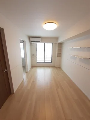 のマンスリーマンション・ウィークリーマンション「アヴィオール下久保 102・洋室(No.1227340)」メイン画像