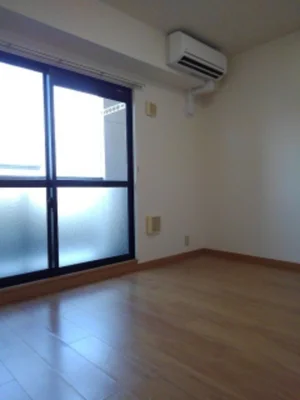 のマンスリーマンション・ウィークリーマンション「エレガンテフィールドⅠ 203・洋室(No.1227620)」メイン画像