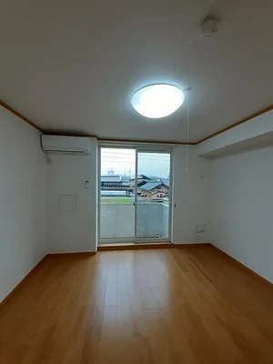 のマンスリーマンション・ウィークリーマンション「ウッドイン３番館 202・洋室(No.1227658)」メイン画像