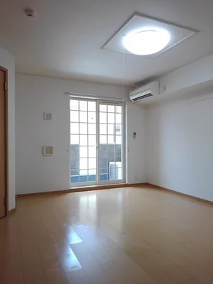 のマンスリーマンション・ウィークリーマンション「ミニョン光輝 103・洋室(No.1227660)」メイン画像