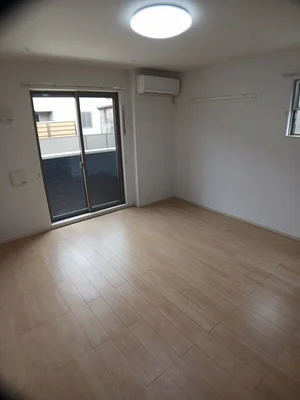 のマンスリーマンション・ウィークリーマンション「ラ・ヴィ　上町 102・洋室(No.1227681)」メイン画像