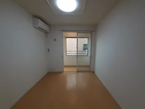 のマンスリーマンション・ウィークリーマンション「サニー　セイバリ　Ⅱ 102・洋室(No.1227714)」メイン画像